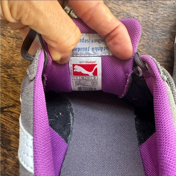 Puma sneakers grey and purple like new size 8.5 - Picture 6 of 12